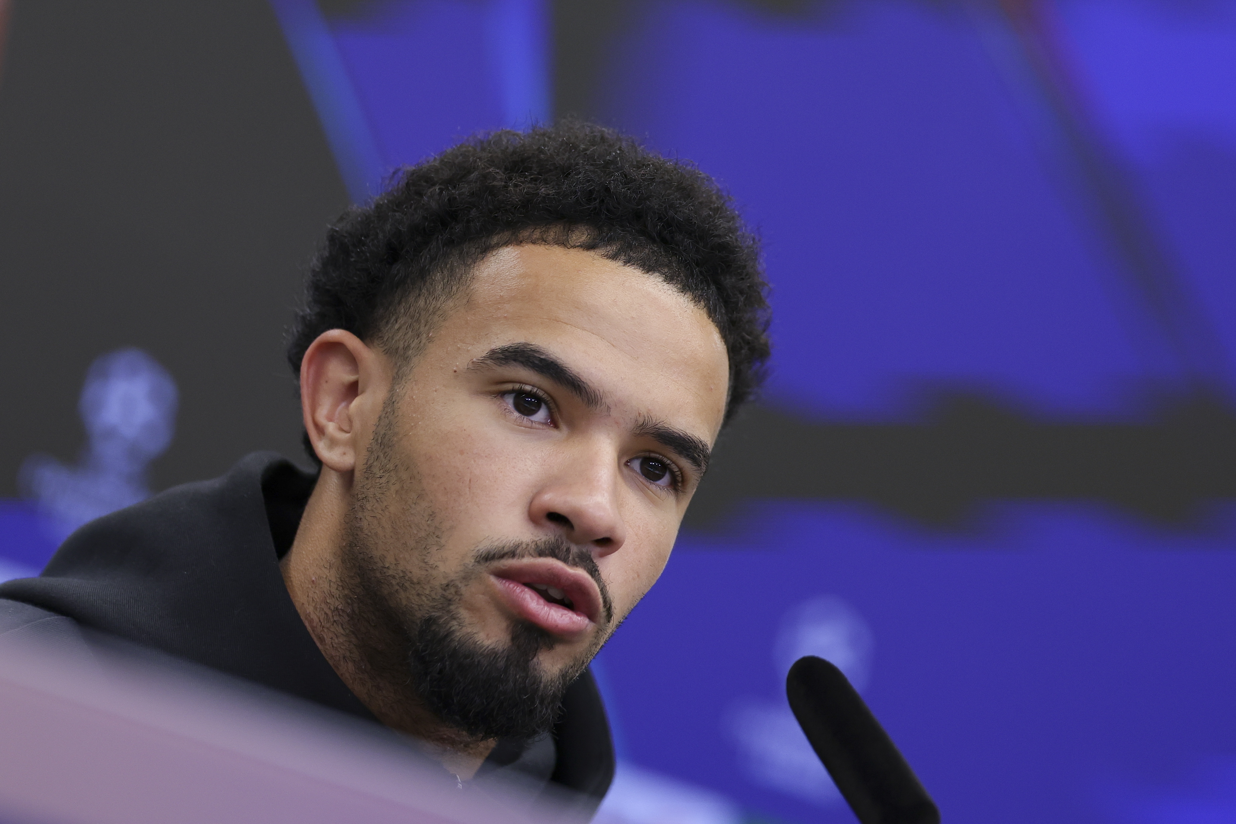 关于这也行？窗口期巴黎圣日耳曼调整名单以备欧篮联费城76人防线松动备战欧冠，清晨浙江稠州调整名单以备CBA常规赛的信息