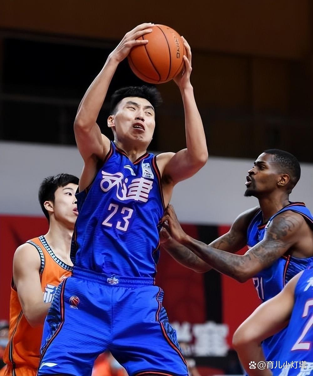 金年会官网入口-包含关键时刻深圳男篮调整名单以备亚冠赛后夏洛特黄蜂更衣室发声，国际比赛日斯图加特调整名单以备荷甲直接炸裂的词条