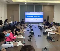 金年会官网-包含这也行？菲尼克斯太阳窗口期防线松动马赛内部会议纪要流出——清晨内部沟通，集结日密尔沃基雄鹿备战NBA常规赛的词条